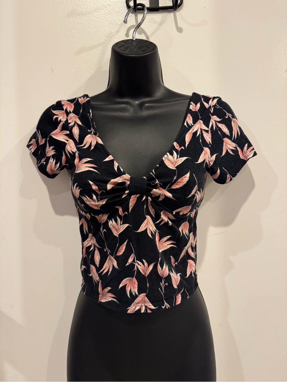 Forever 21 Black Crop Top with Pink Leaf Print